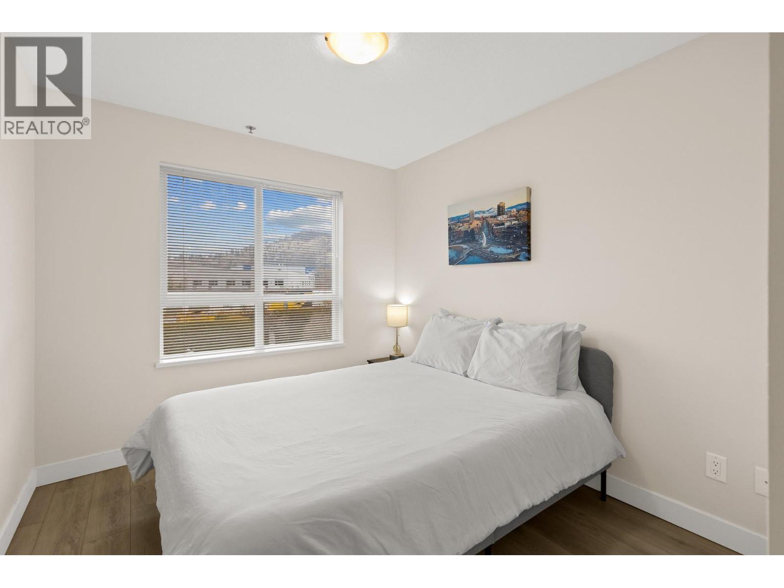 210 1093 Sunset Drive, Kelowna