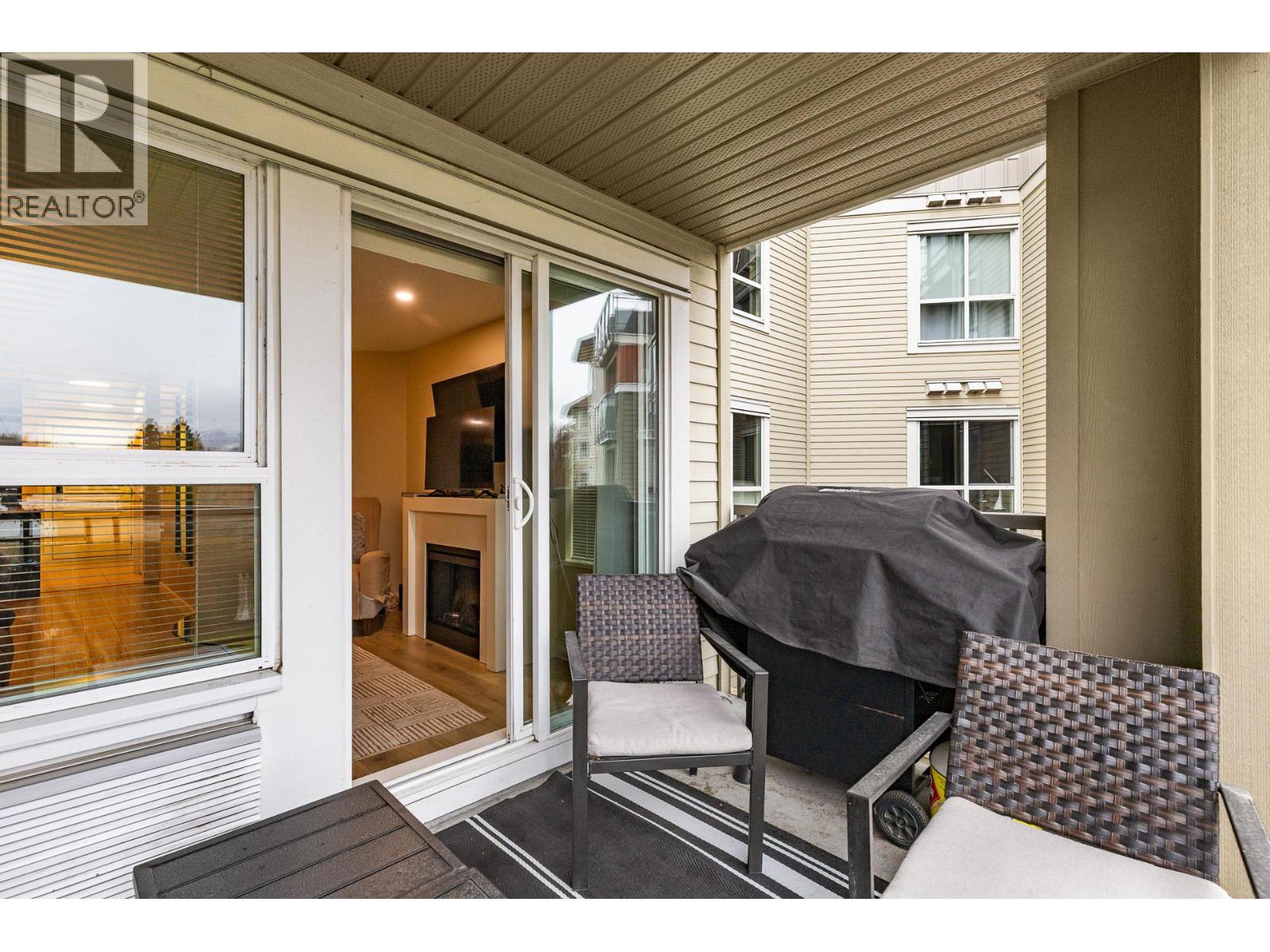 210 1093 Sunset Drive, Kelowna