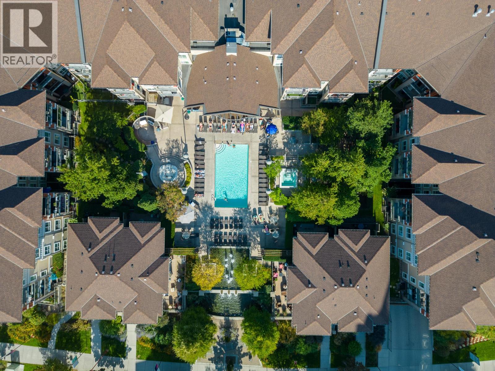 210 1093 Sunset Drive, Kelowna