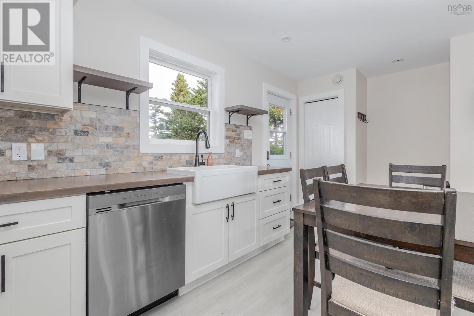 Property 7 of 45 of 430 Hillside Road