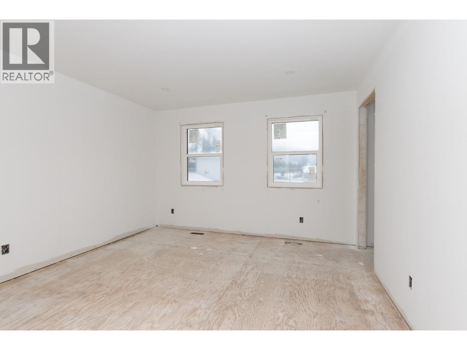 1500 21 Street NE, Salmon Arm