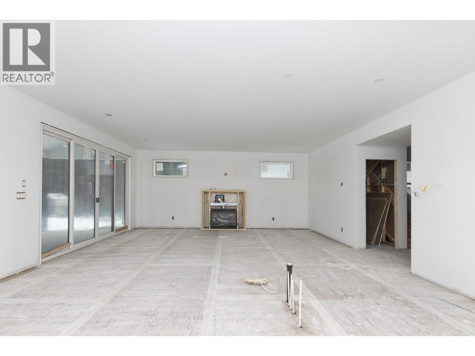 1500 21 Street NE, Salmon Arm