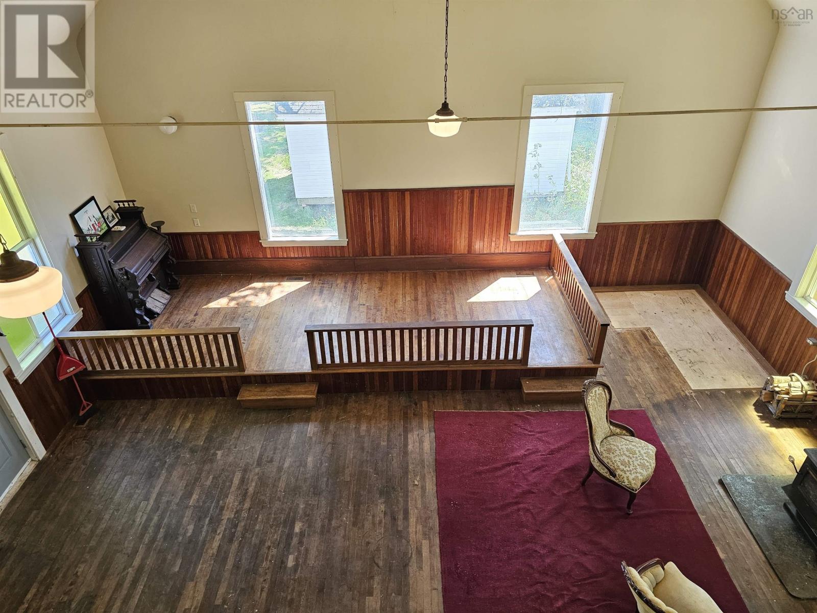 Property 30 of 38 of 6910 Highway 2