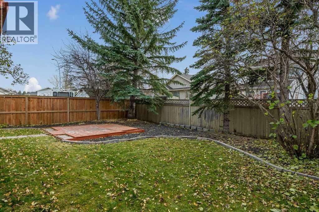 Single Family House for Sale in  Douglas Woods Heights SE Douglasdale/Glen Calgary 