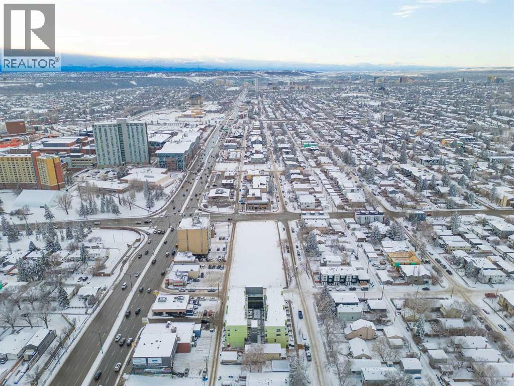 Single Family House for Sale in    Street NW Mount Pleasant Calgary 