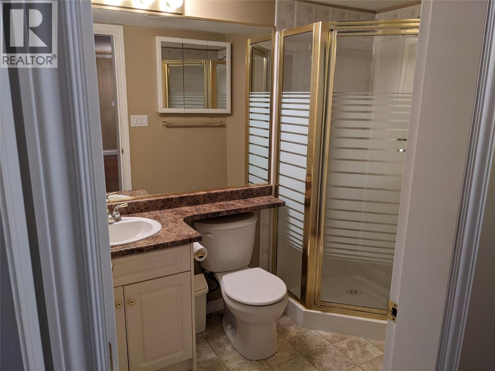 304 3220 Centennial Drive, Vernon