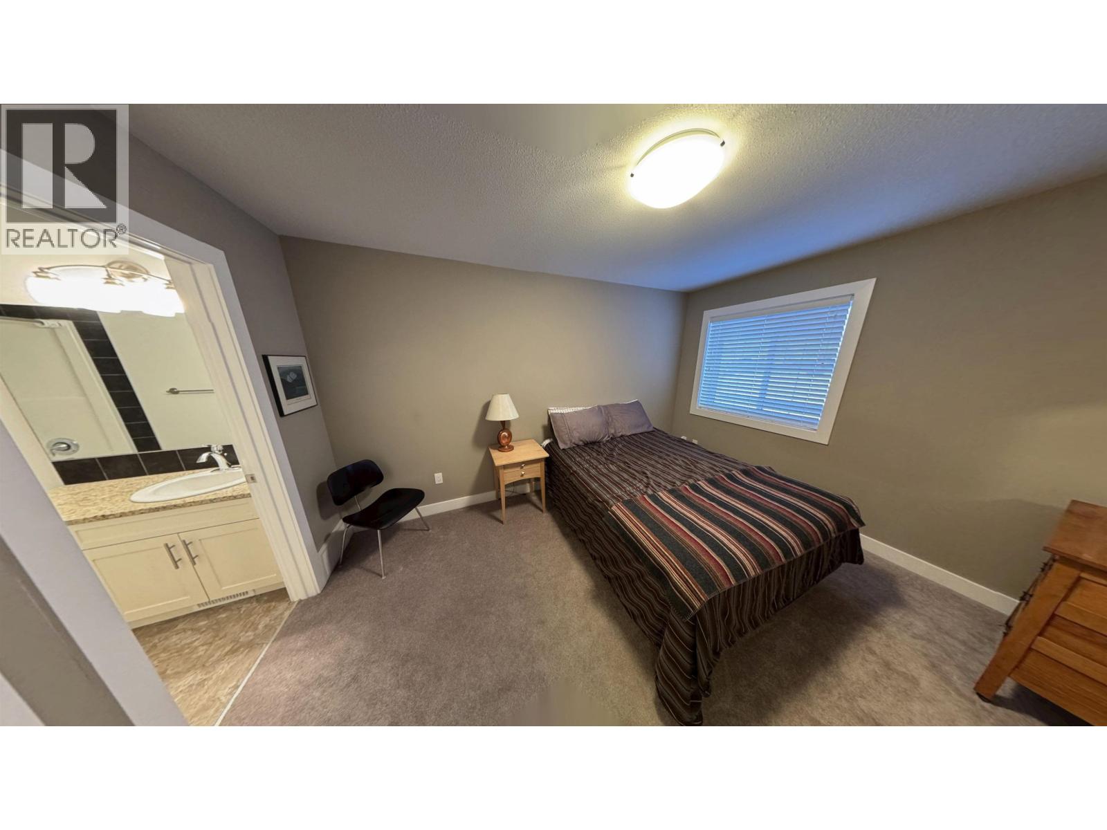 120 10104 114A AVENUE, Fort St. John