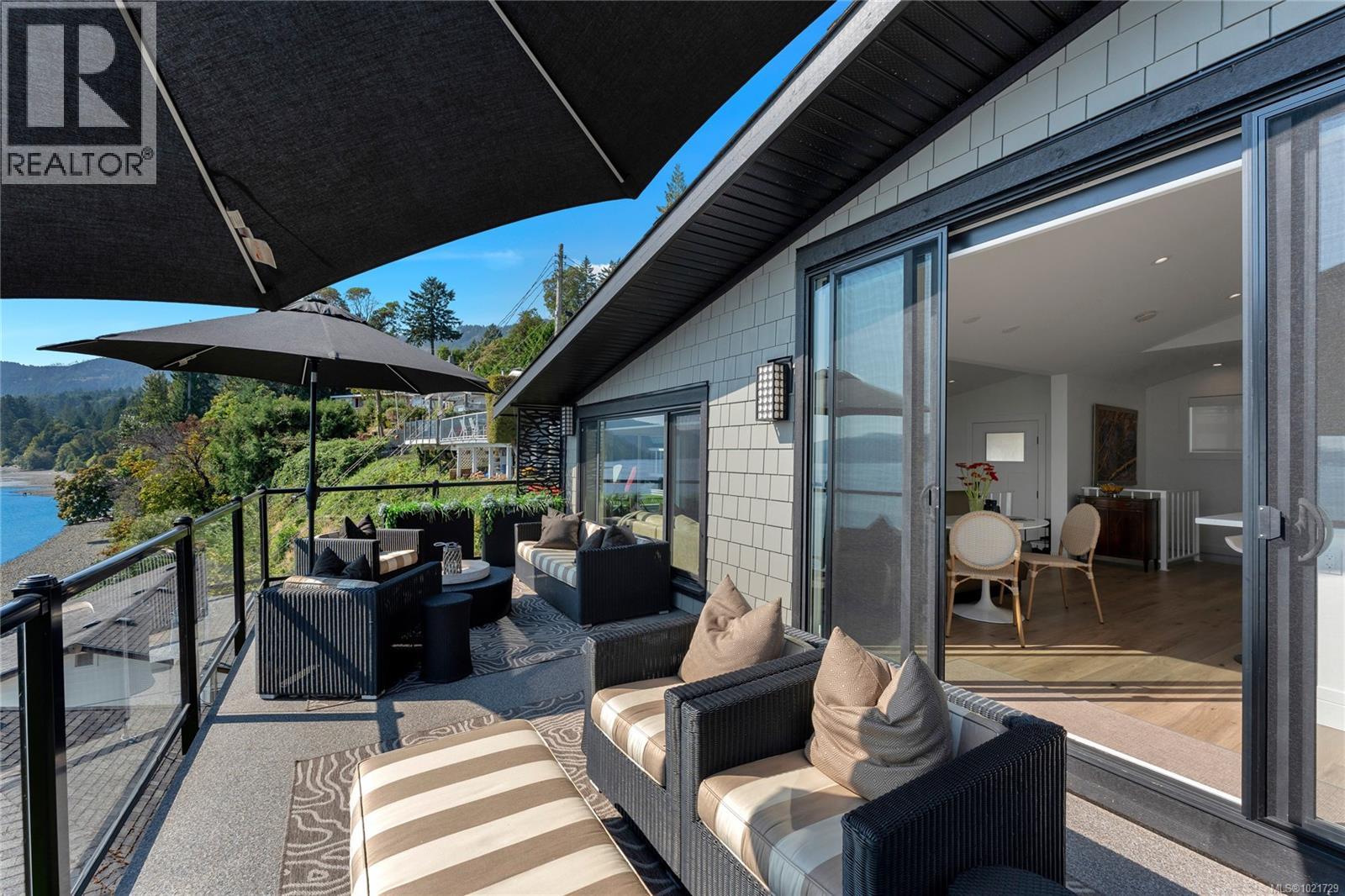 4 1723 Sandy Beach Rd, Mill Bay