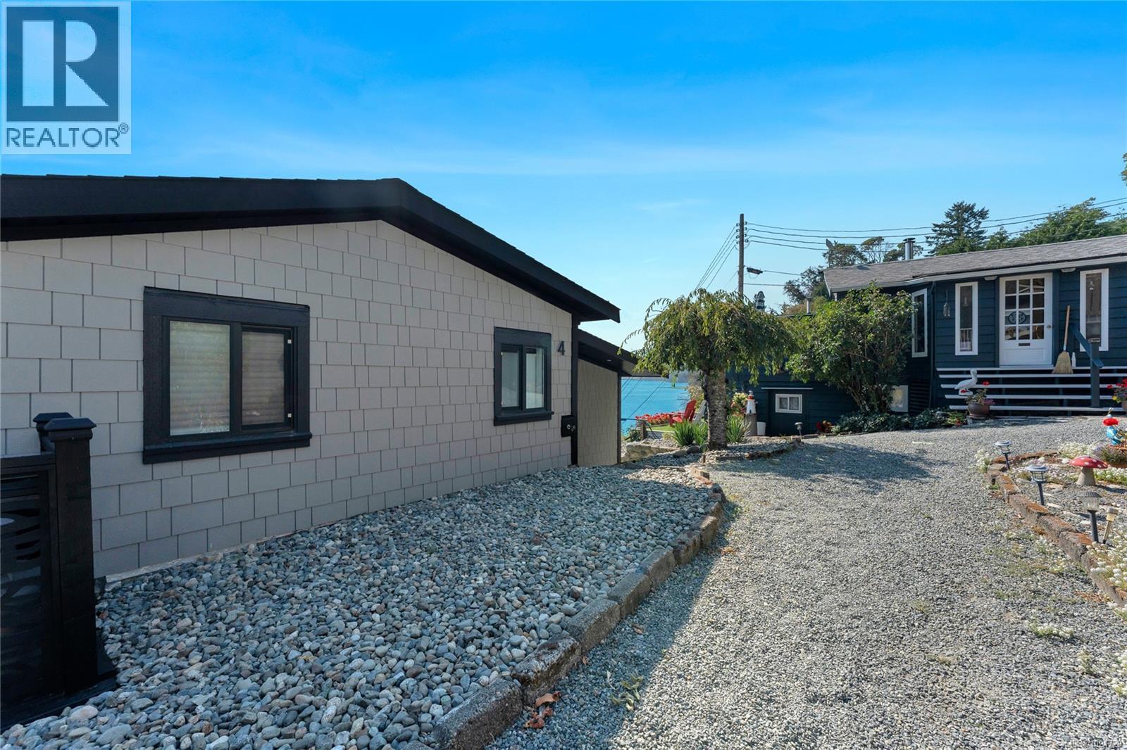 4 1723 Sandy Beach Rd, Mill Bay