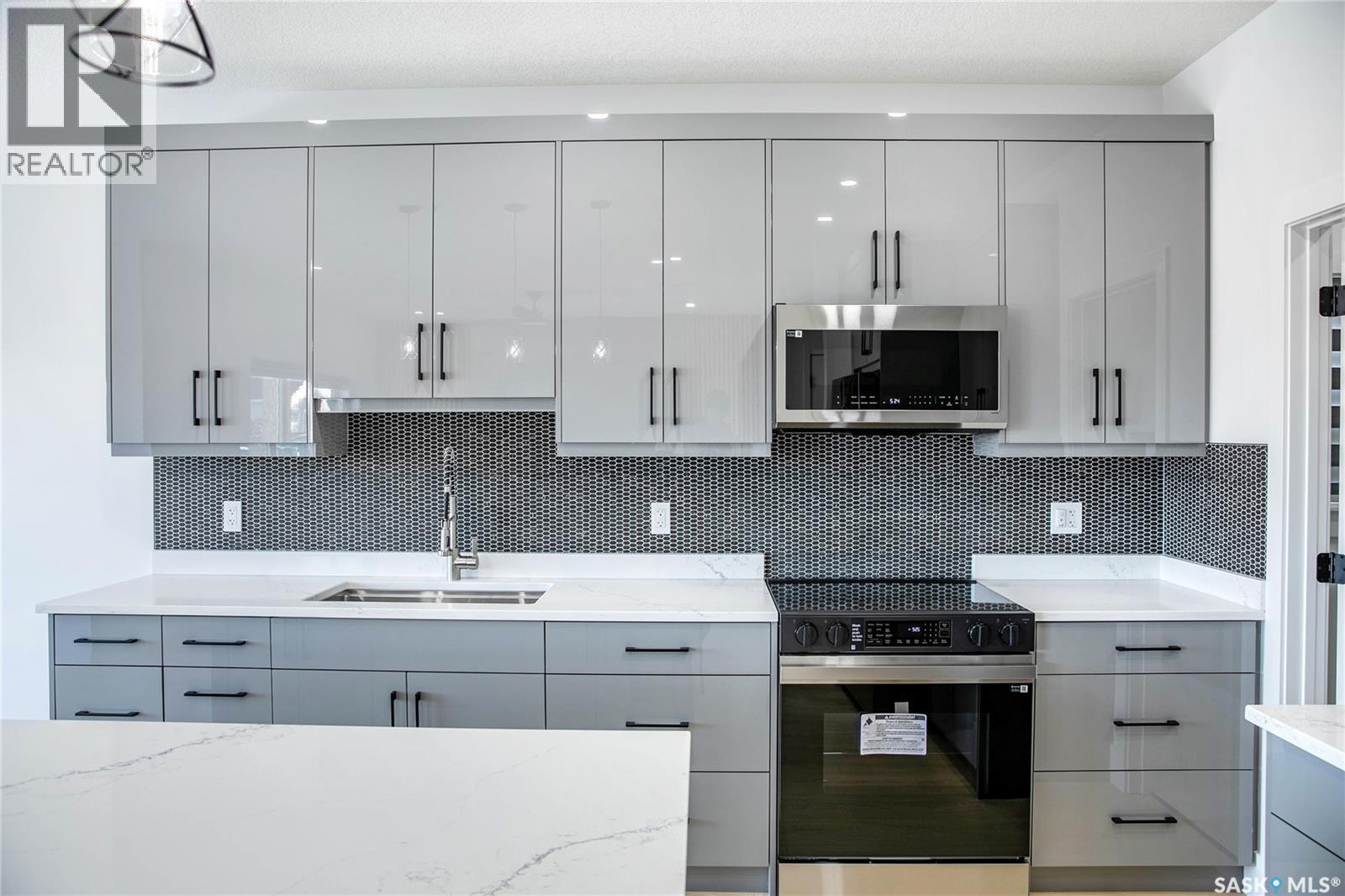 430 NAZARALI MANOR - 6