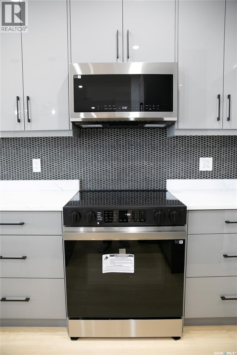 430 NAZARALI MANOR - 41
