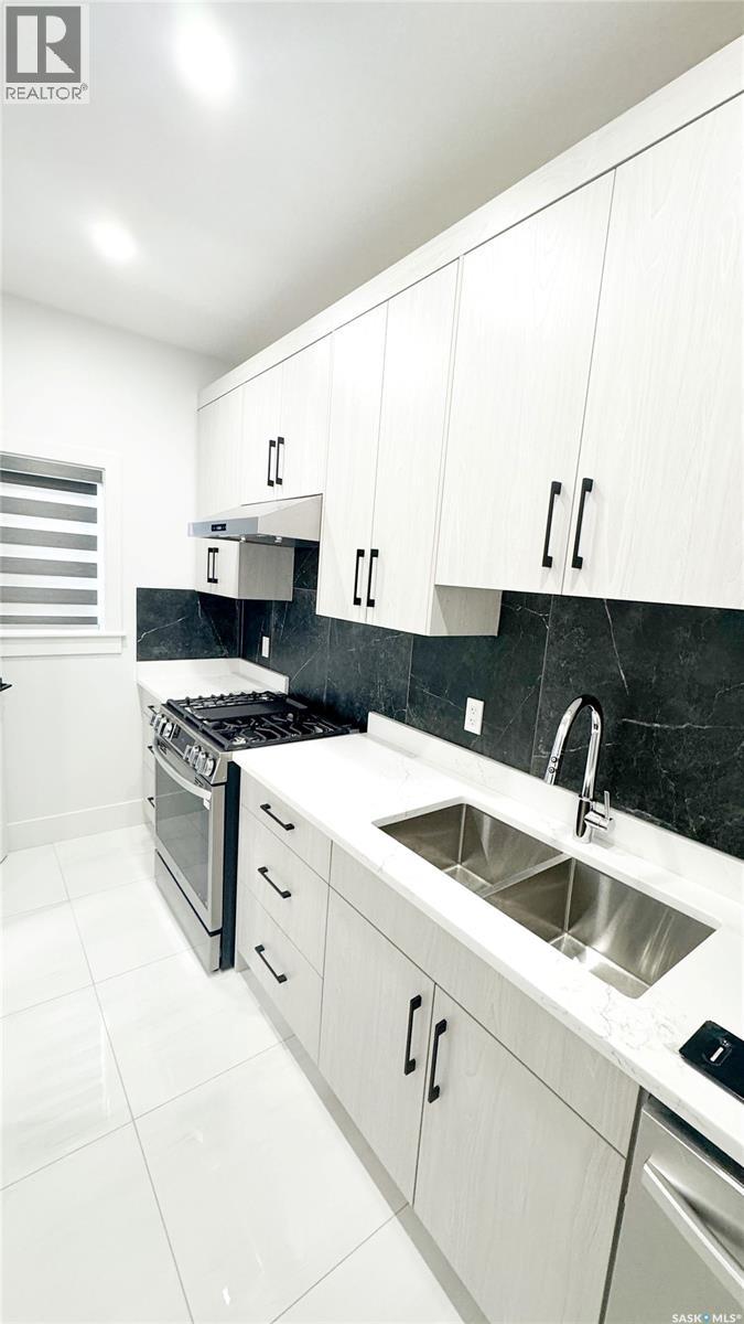 430 NAZARALI MANOR - 25
