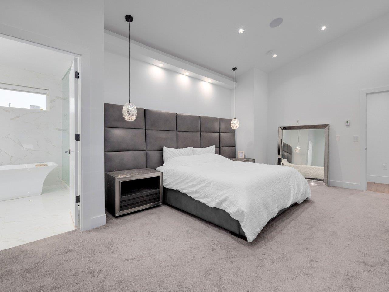 2875 164A STREET, Surrey