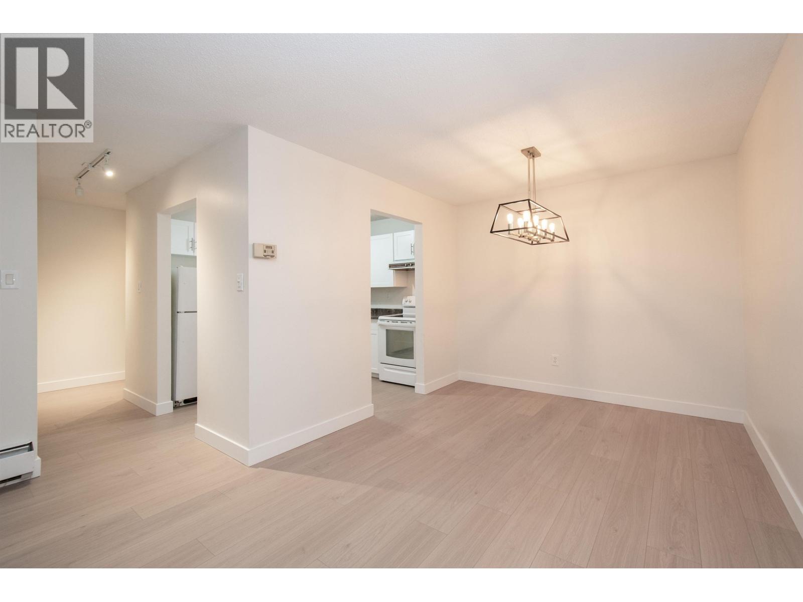 307 1385 DRAYCOTT ROAD, North Vancouver