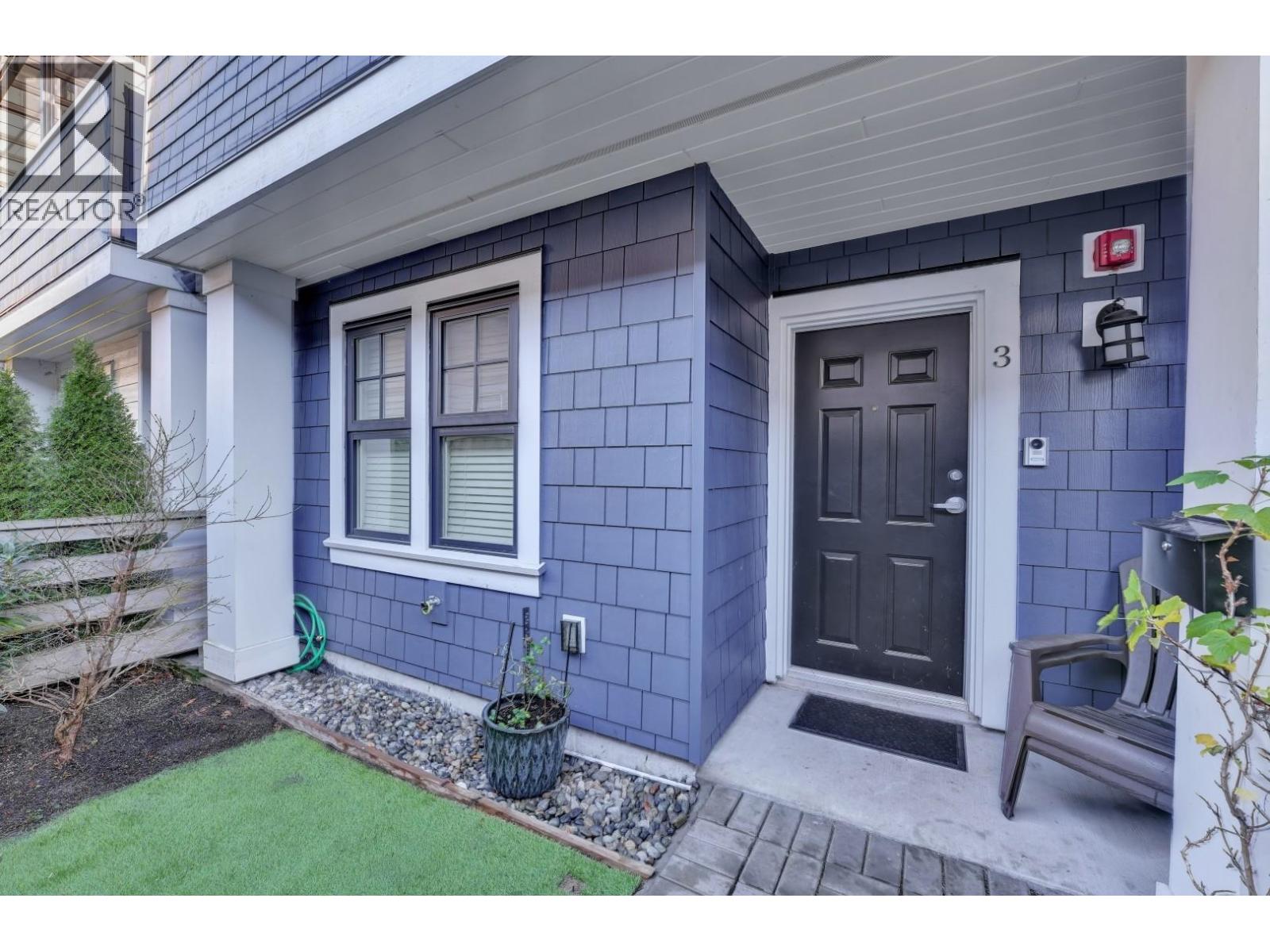 3 2338 KELLY AVENUE, Port Coquitlam