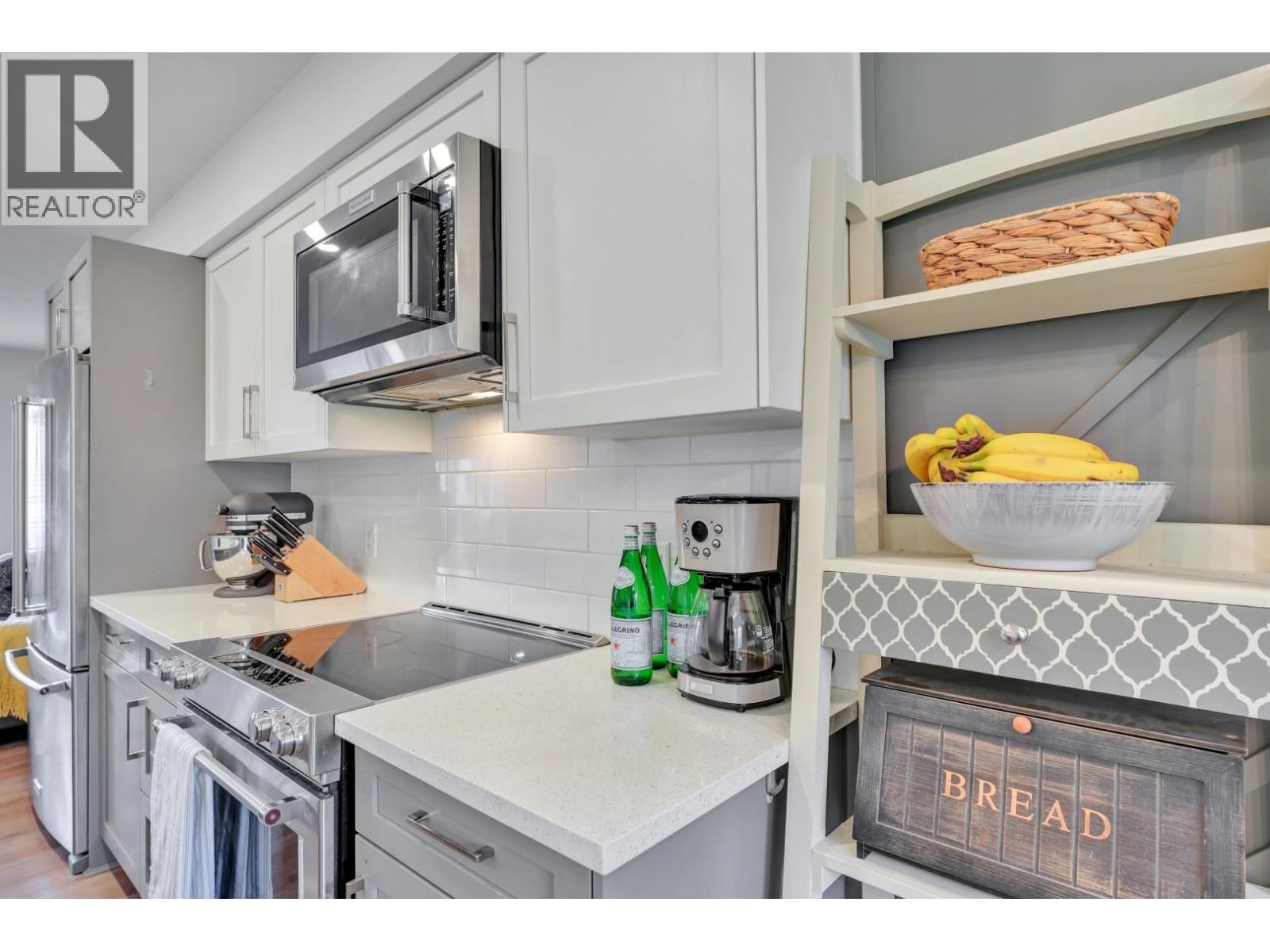 3 2338 KELLY AVENUE, Port Coquitlam