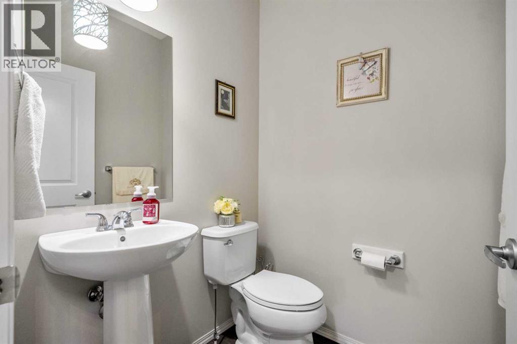 Single Family House for Sale in  Nolancliff Place NW Nolan Hill Calgary 