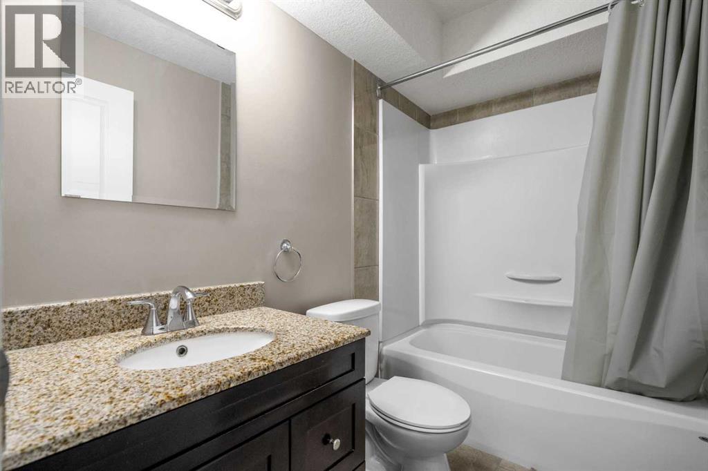 Single Family House for Sale in  Nolancliff Place NW Nolan Hill Calgary 