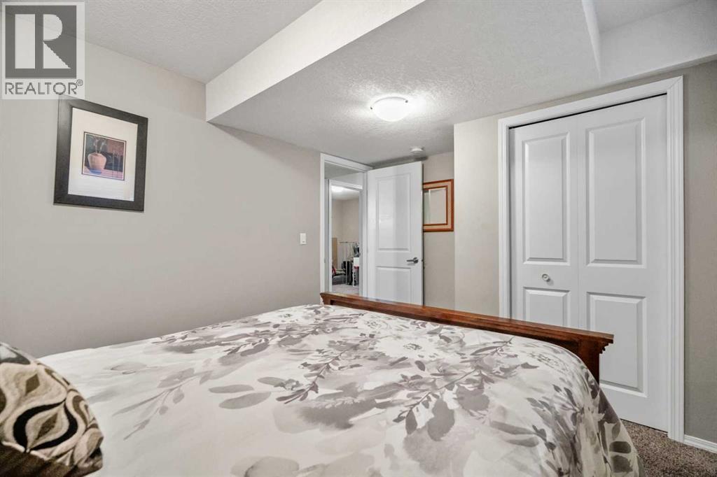 Single Family House for Sale in  Nolancliff Place NW Nolan Hill Calgary 