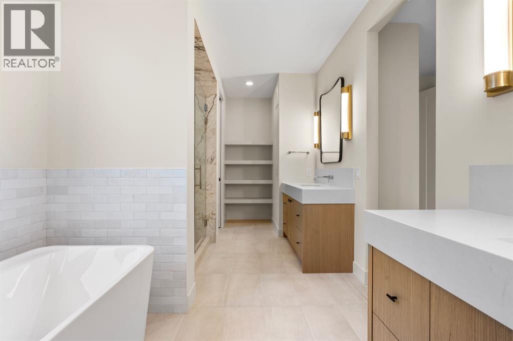 Single Family House for Sale in  Greenwich Row NW Greenwood/Greenbriar Calgary 