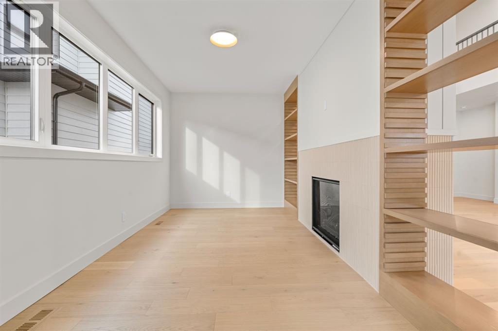 Single Family House for Sale in  Greenwich Row NW Greenwood/Greenbriar Calgary 