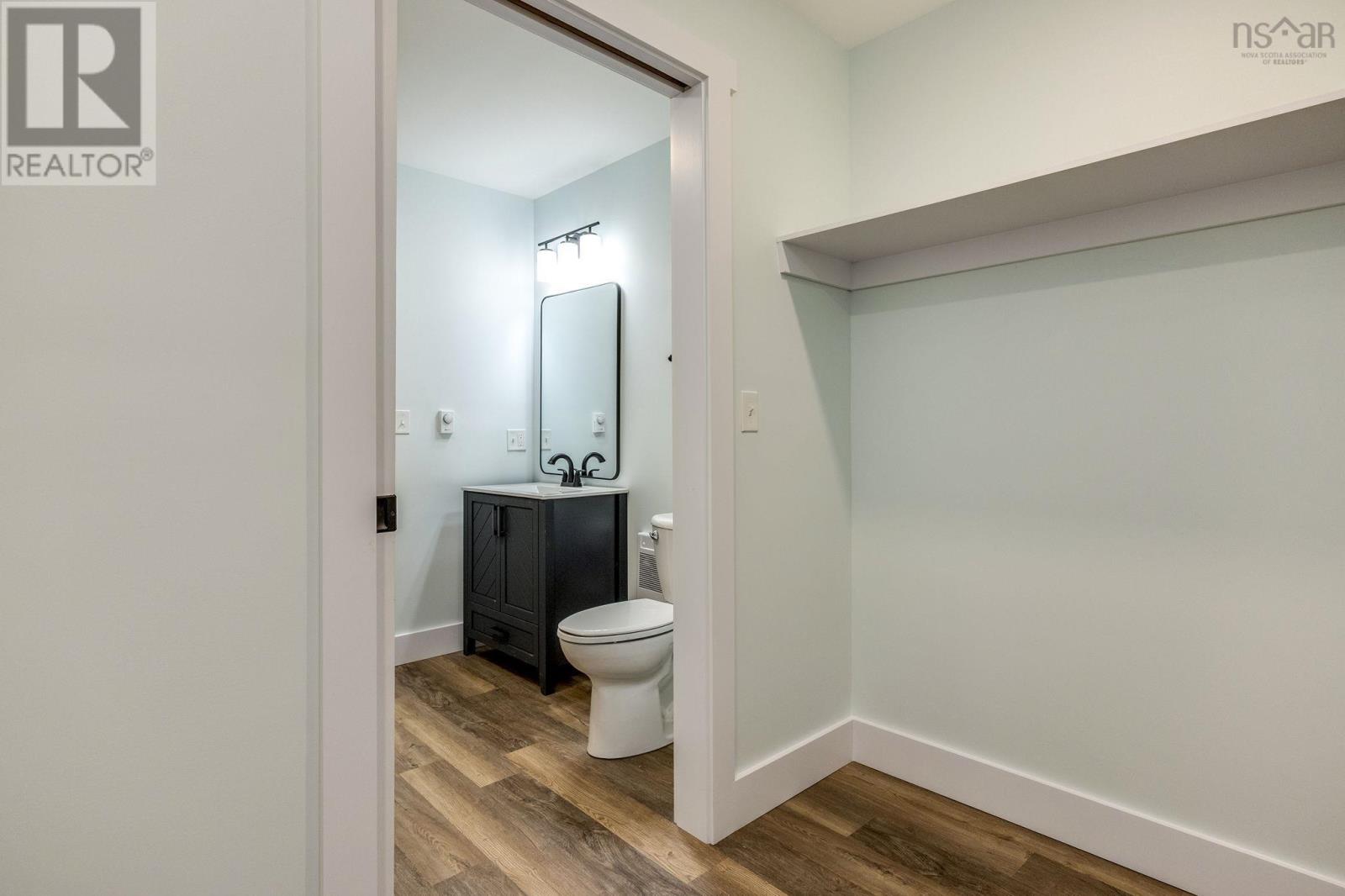 Property 36 of 41 of 71 Vendora Drive