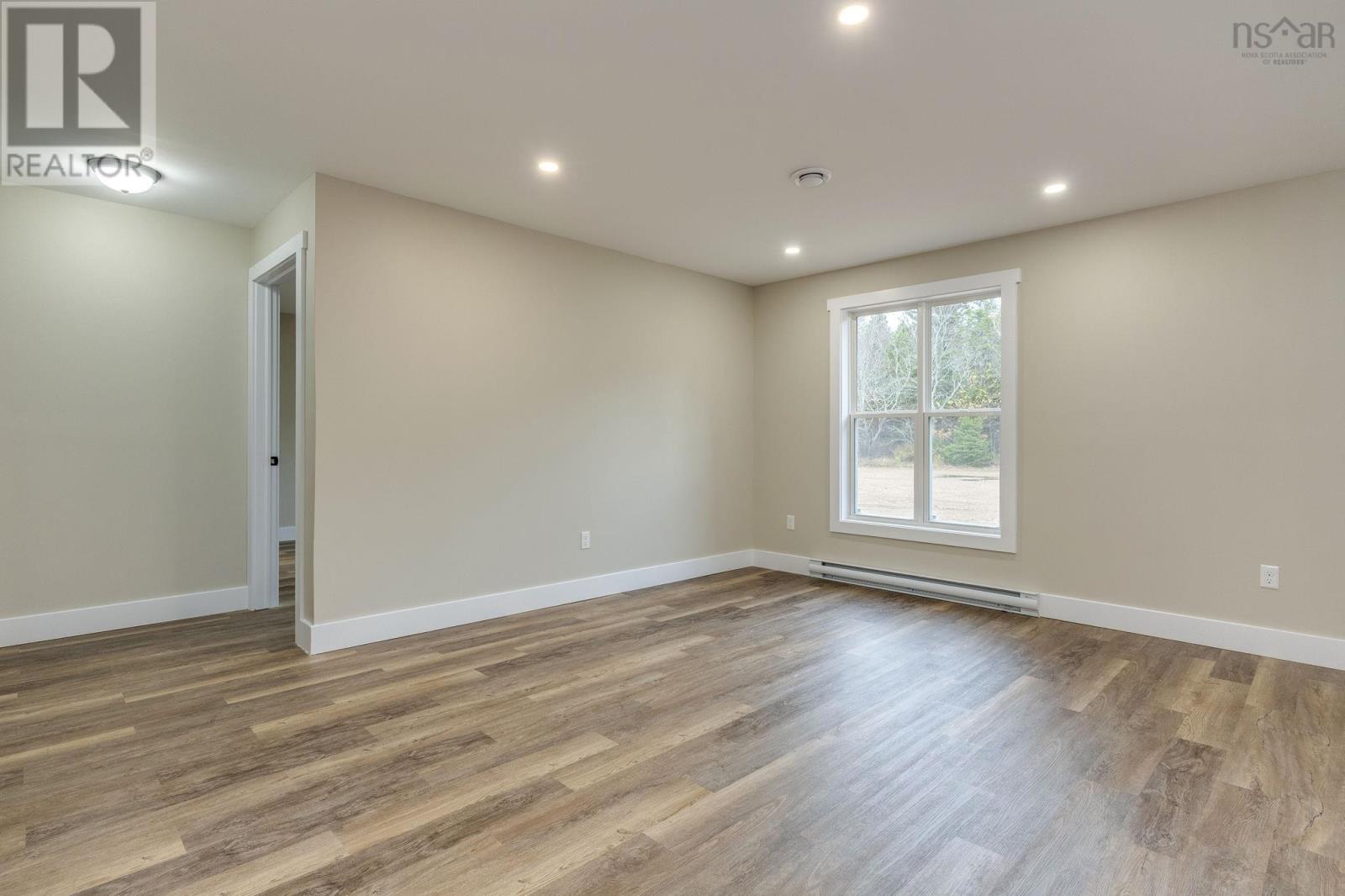 Property 21 of 41 of 71 Vendora Drive