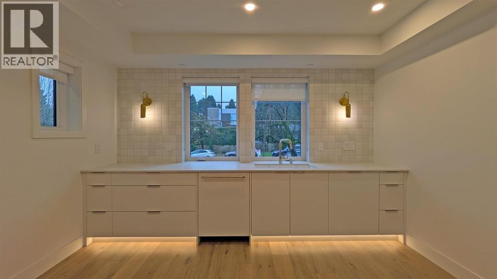 1139 W 33RD AVENUE, Vancouver