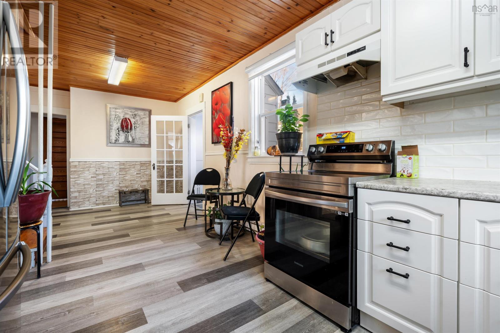 Property 26 of 43 of 132 Almont Avenue