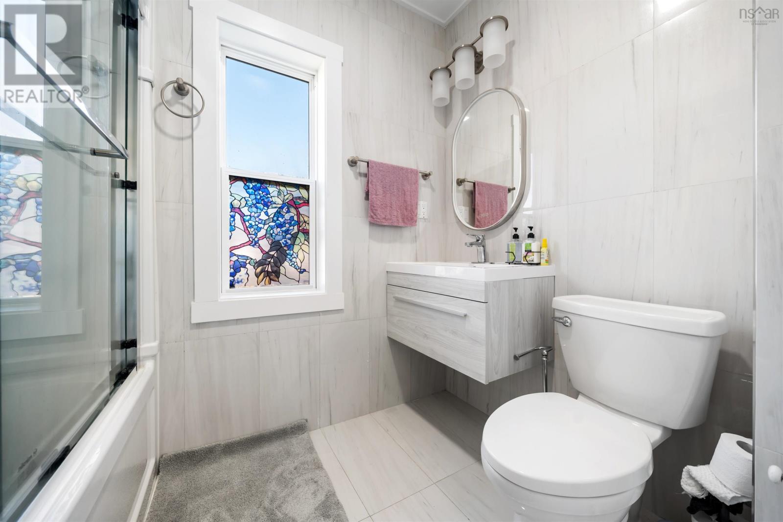 Property 43 of 43 of 132 Almont Avenue