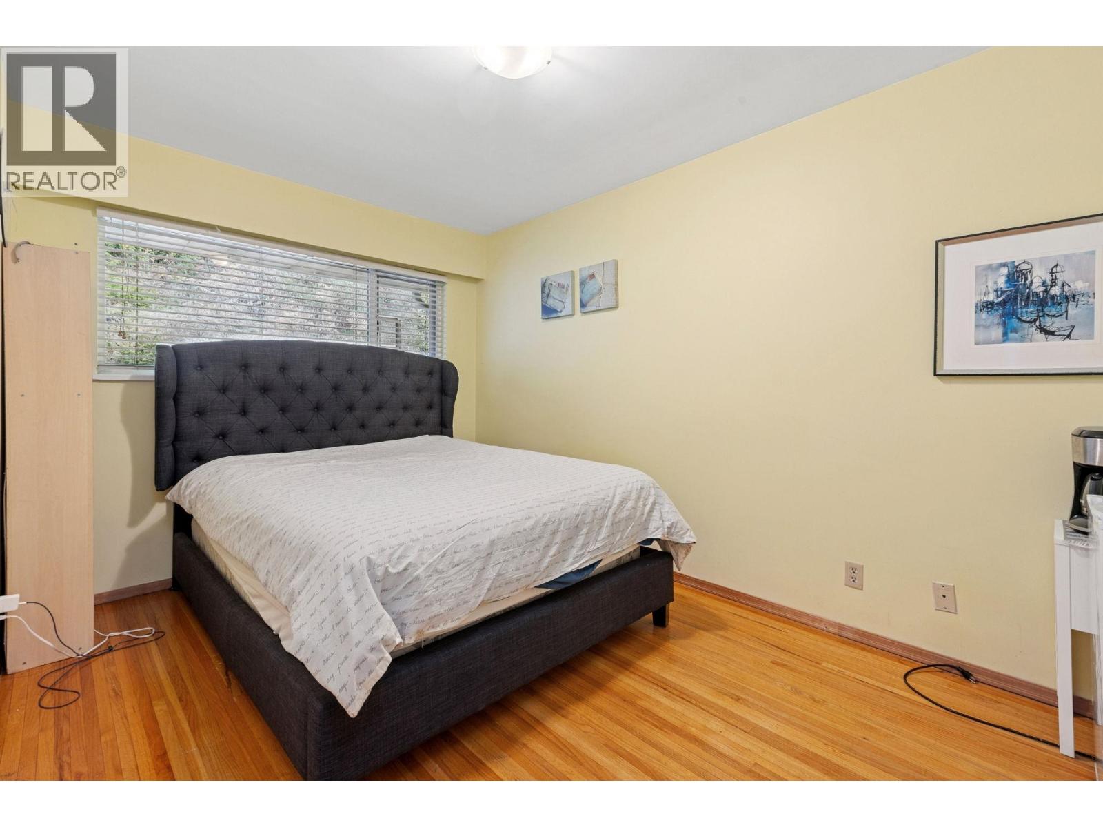 556 BALLANTREE ROAD, West Vancouver