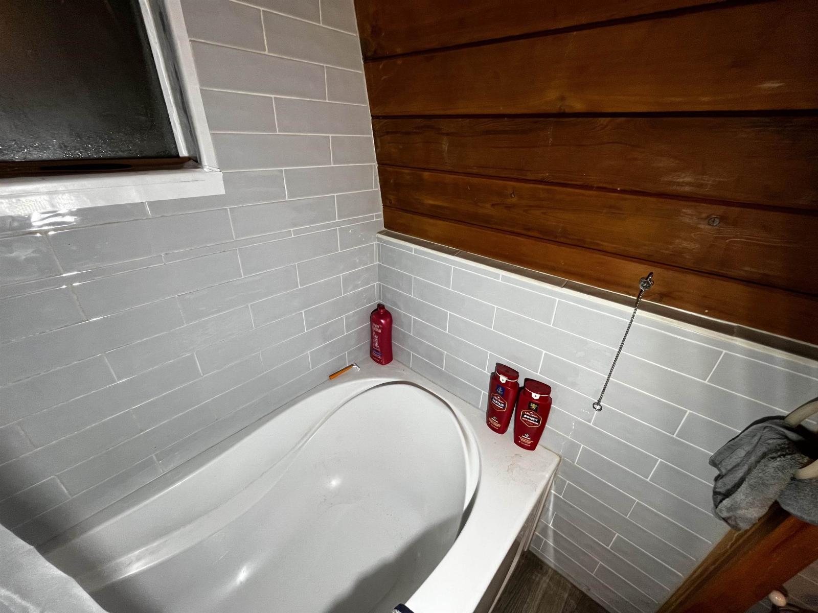 14371 ALPINE BOULEVARD, Sunshine Valley, Sunshine Valley