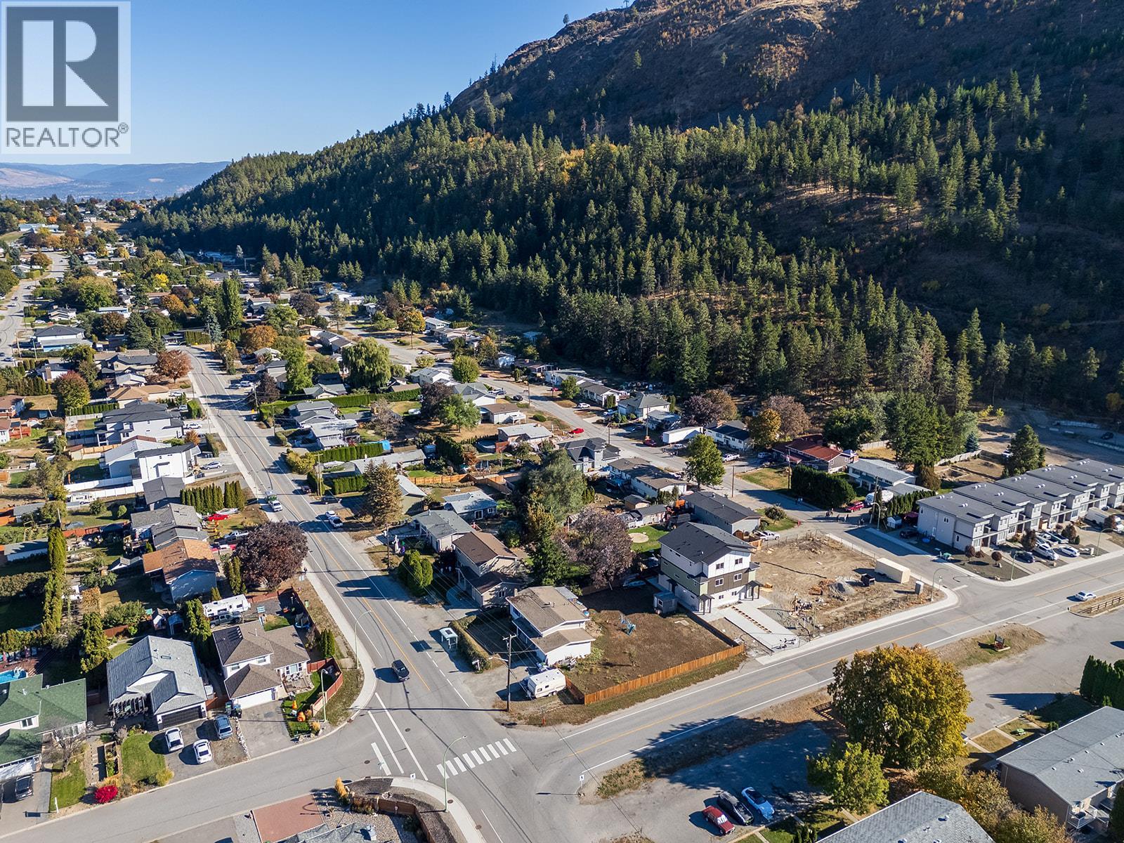  2709 Hewl Road, West Kelowna