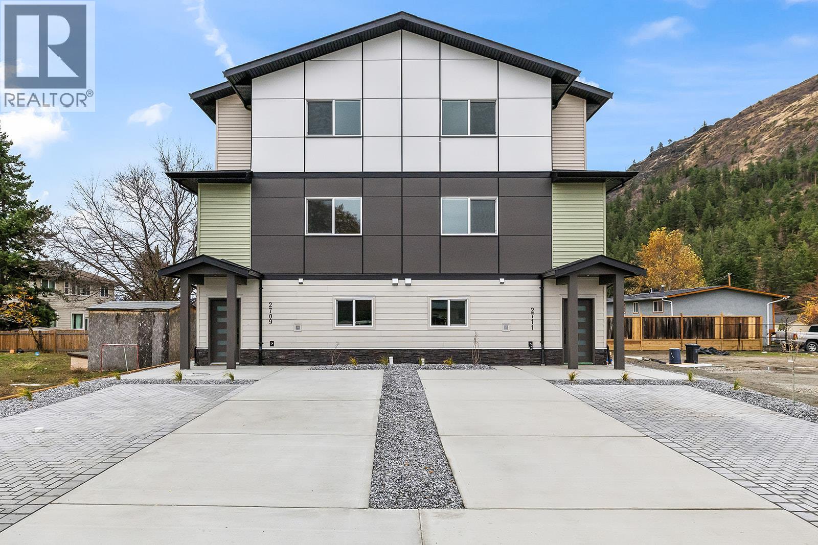  2709 Hewl Road, West Kelowna