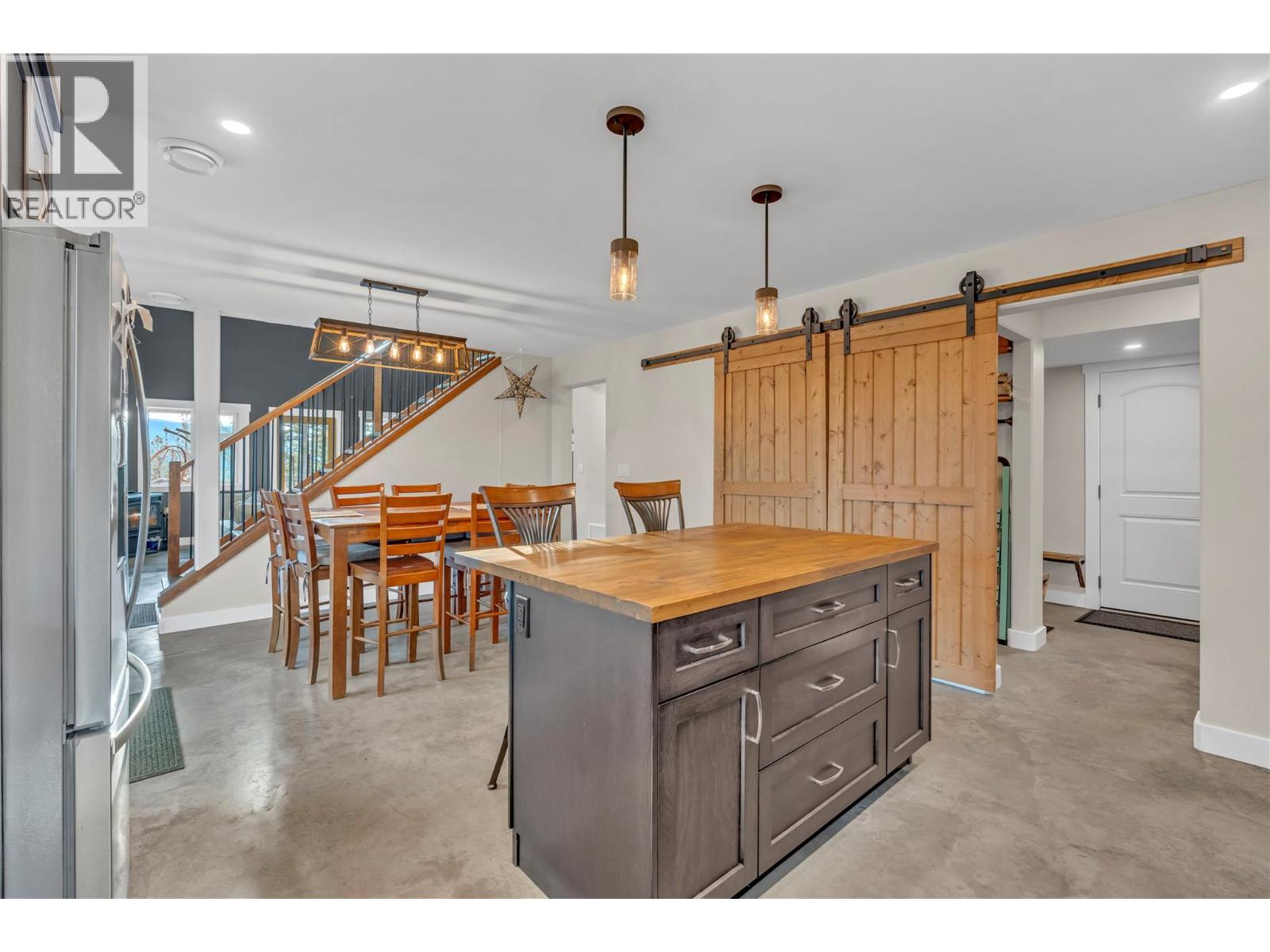 3-640 HWY 3, Princeton