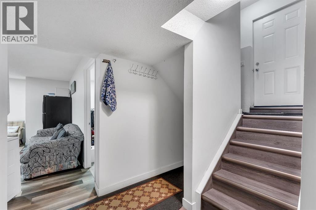 Single Family House for Sale in  Saddlebrook Way NE Saddle Ridge Calgary 