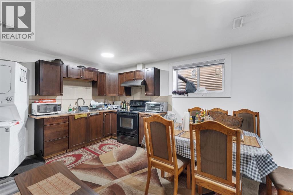 Single Family House for Sale in  Saddlebrook Way NE Saddle Ridge Calgary 