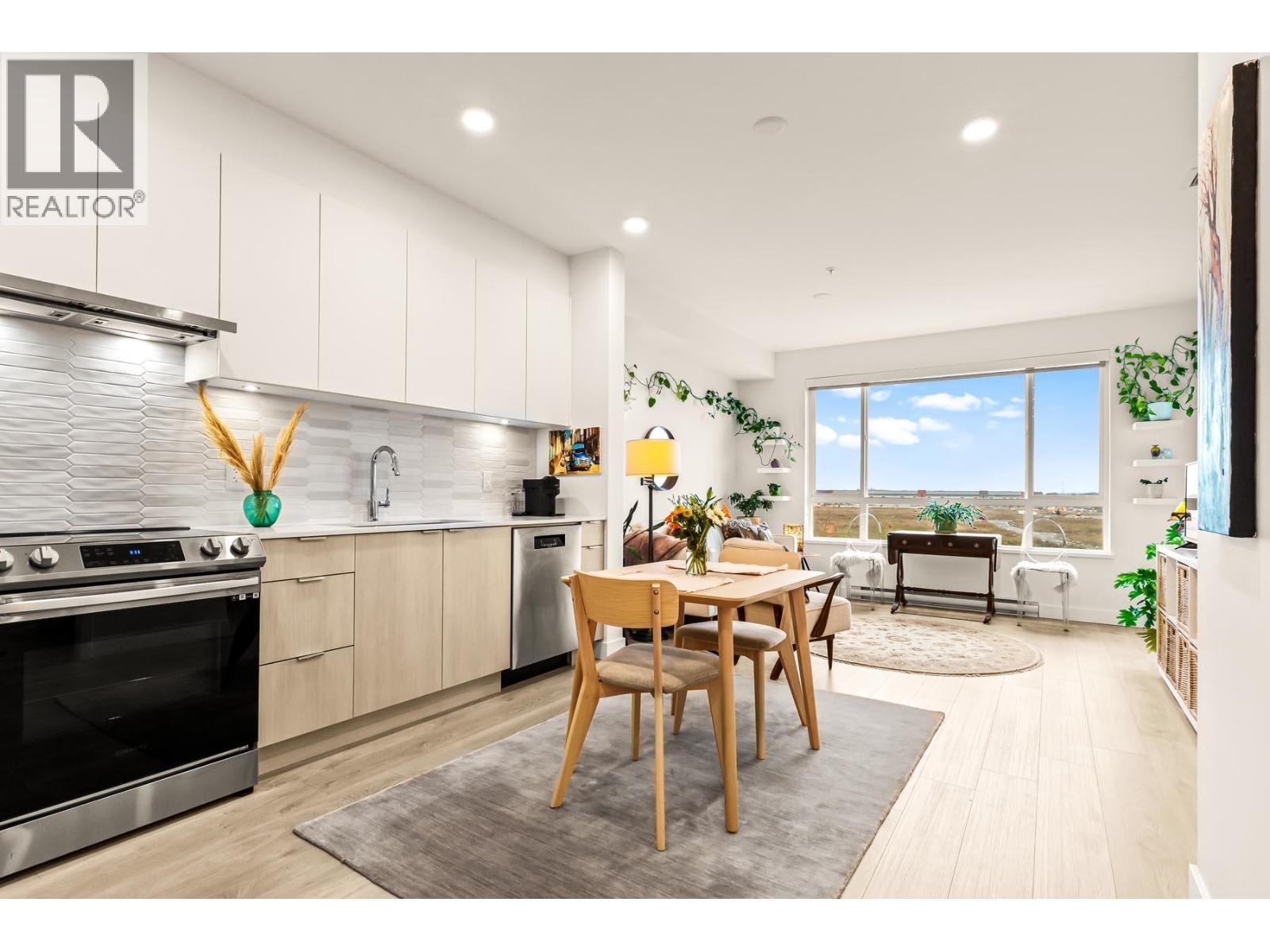 #328-2499 RABBIT Drive, Tsawwassen