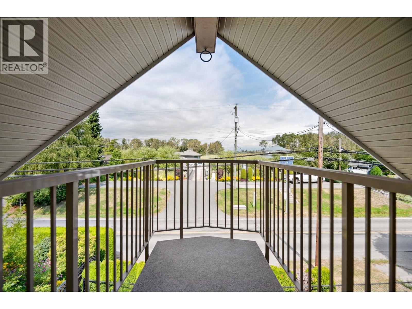 4394 RIVER Road West, Delta