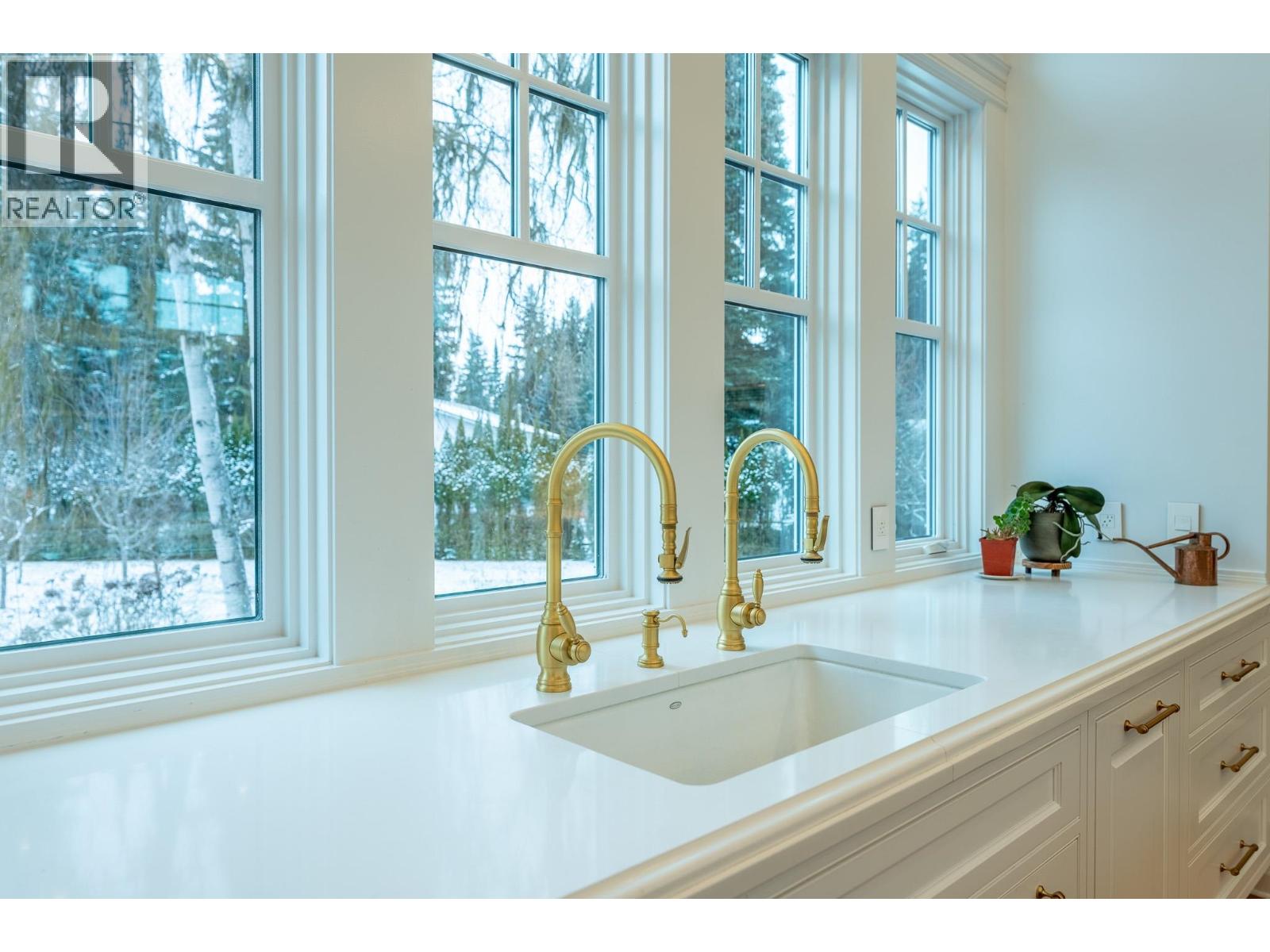 7015 BENCH DRIVE, Prince George