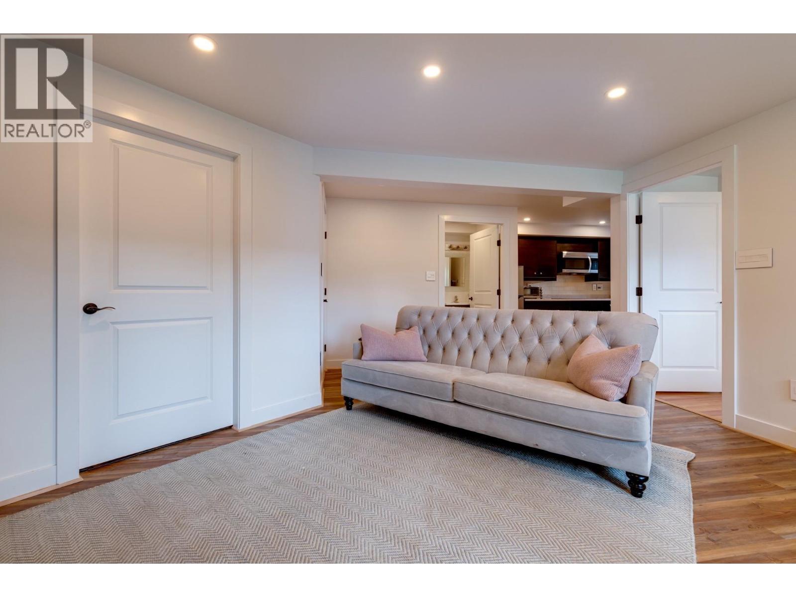 7015 BENCH DRIVE, Prince George