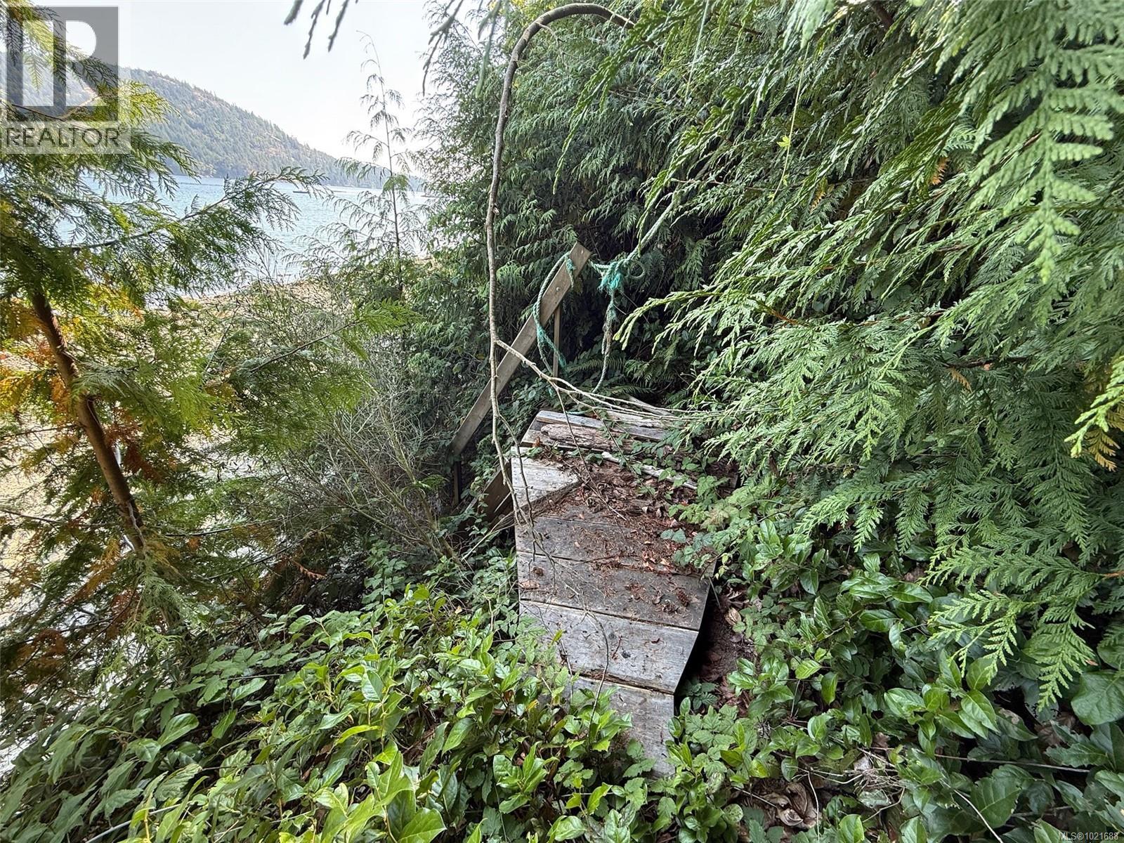 221 Isabella Point Rd, Salt Spring