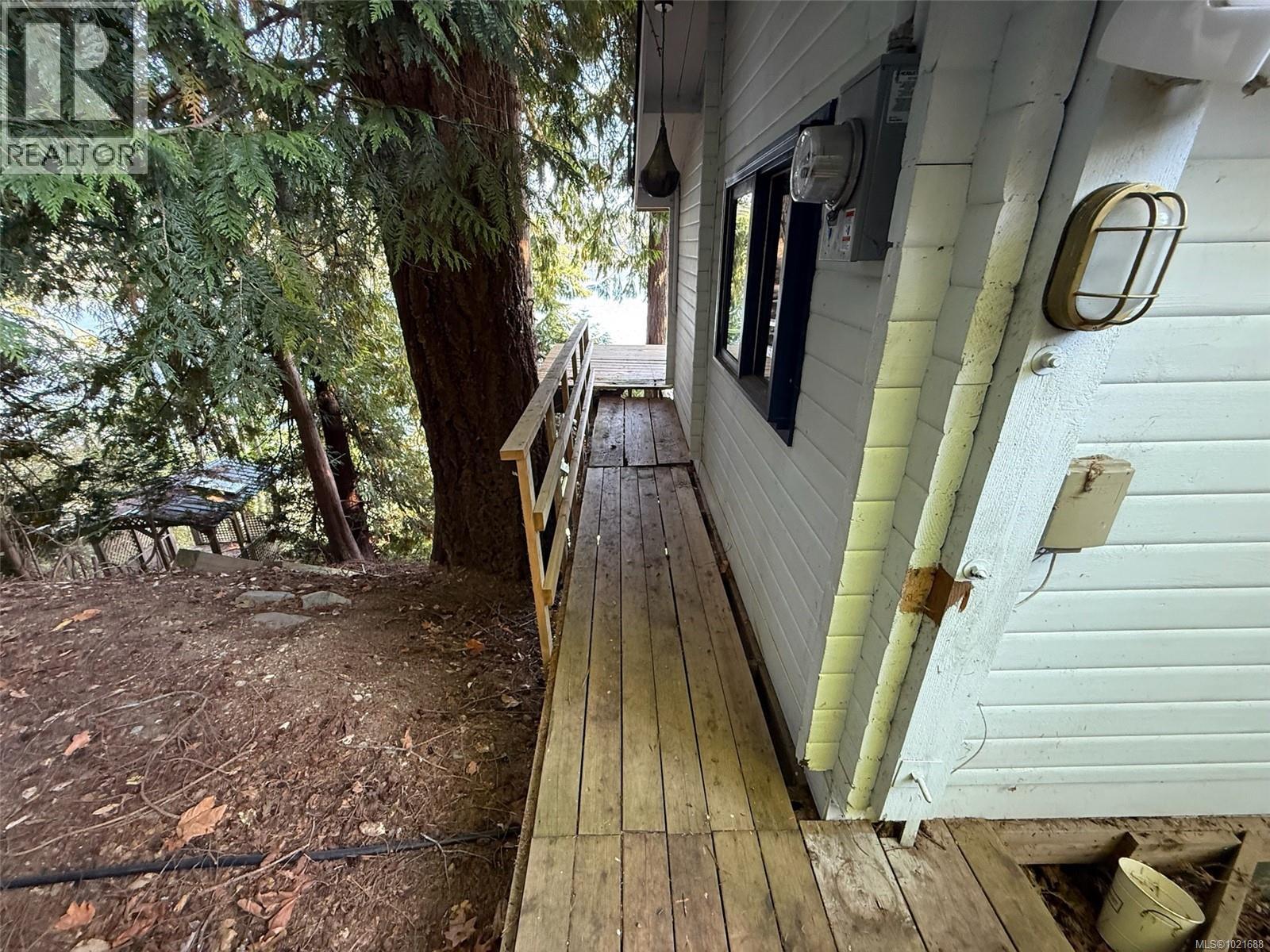 221 Isabella Point Rd, Salt Spring