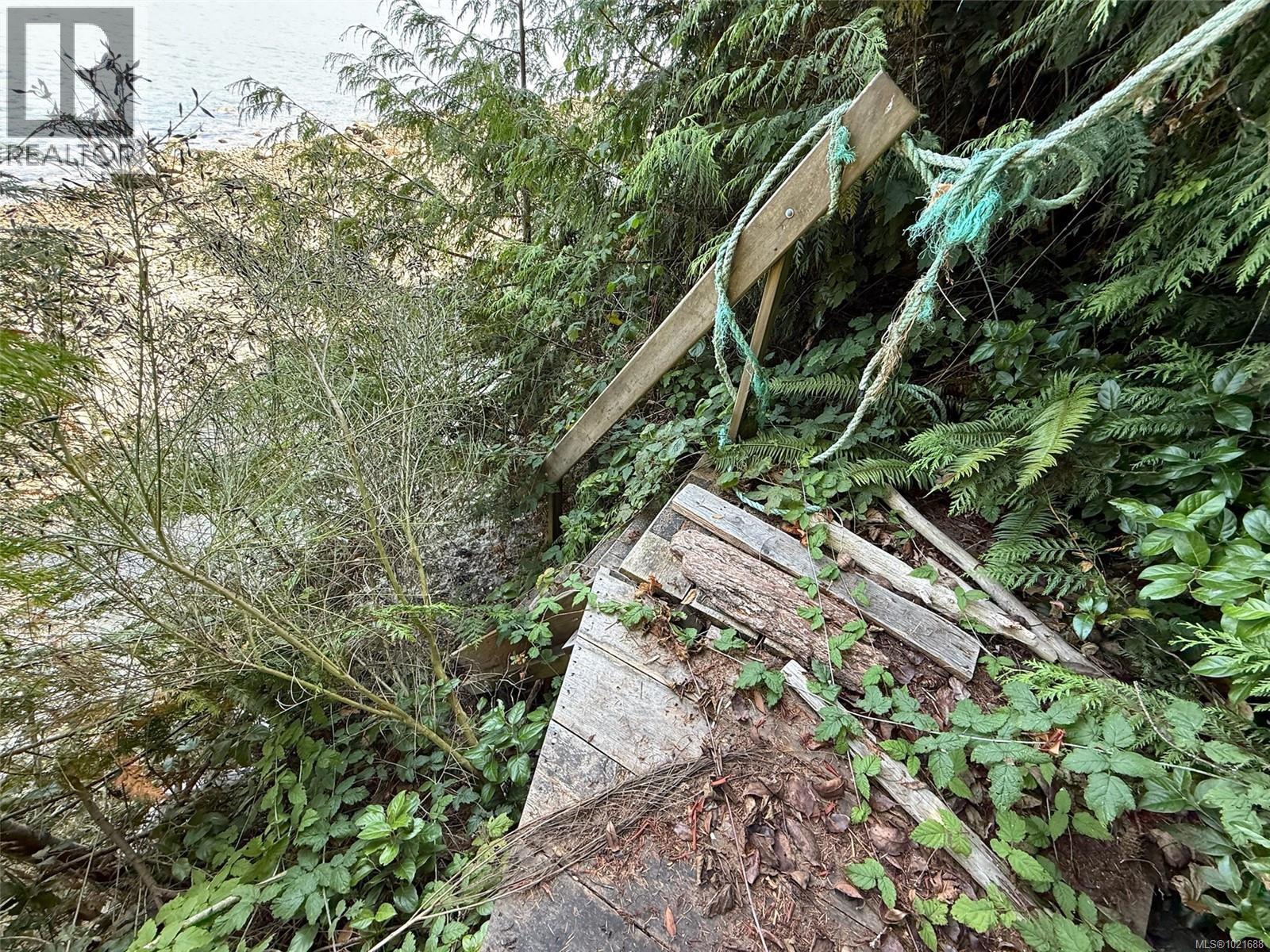 221 Isabella Point Rd, Salt Spring