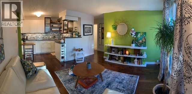 Single Family House for Sale in    Avenue SW Mission Calgary 