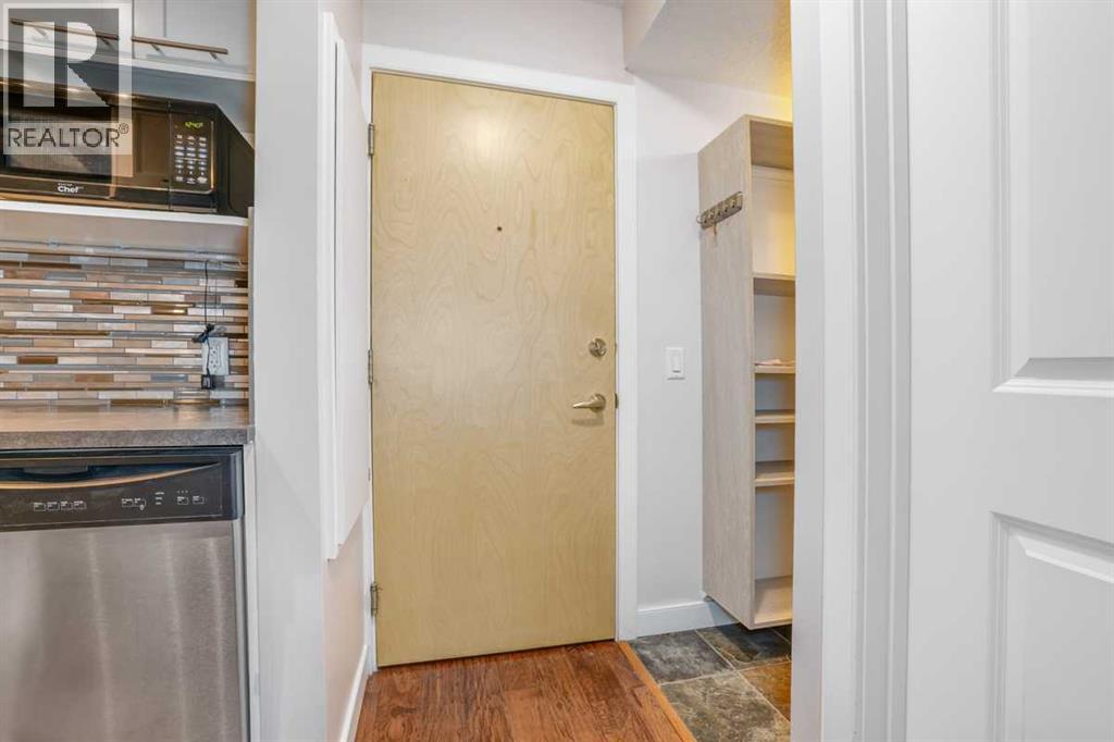 Single Family House for Sale in    Avenue SW Mission Calgary 