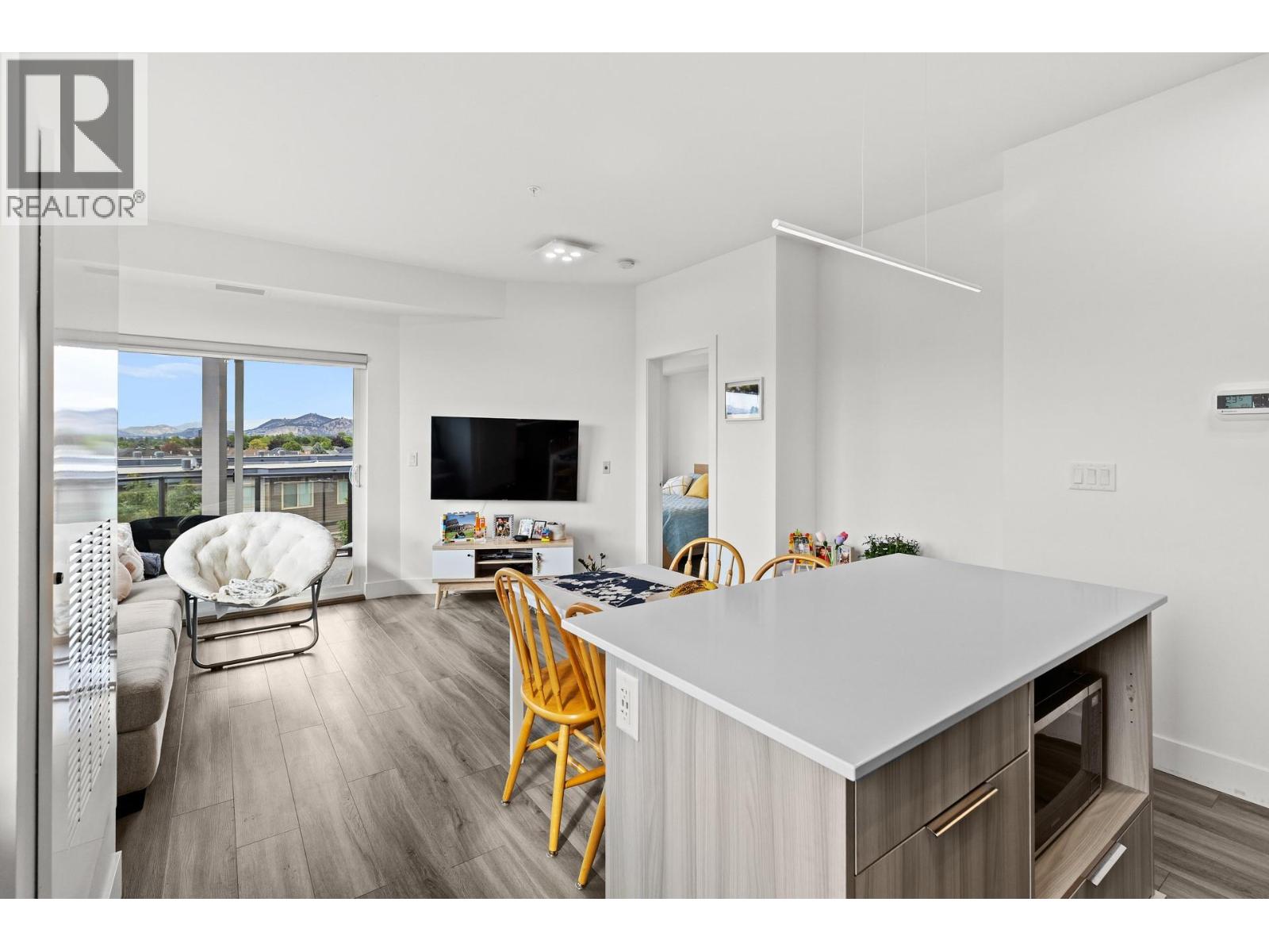 405 3634 Mission Springs Drive, Kelowna