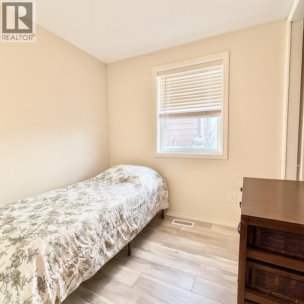 1909 MAPLE STREET, Prince George