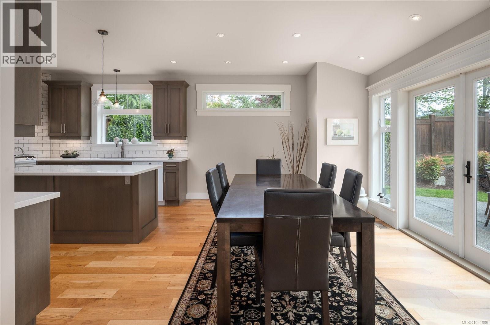 672 Lowry's Rd, Parksville