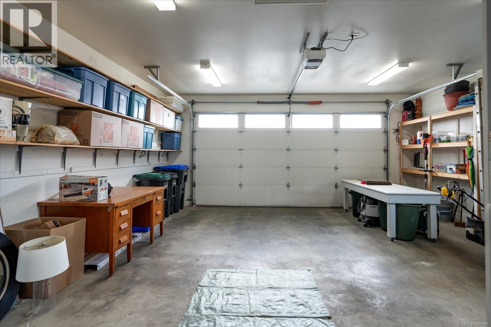 672 Lowry's Rd, Parksville